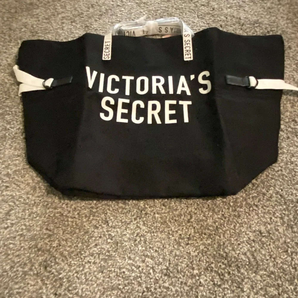 Victoria secret overnight bag NWT